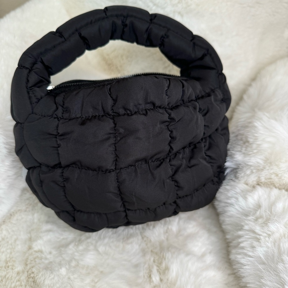 Mini Black Puff Tote Bag NWT - Picture 2 of 5